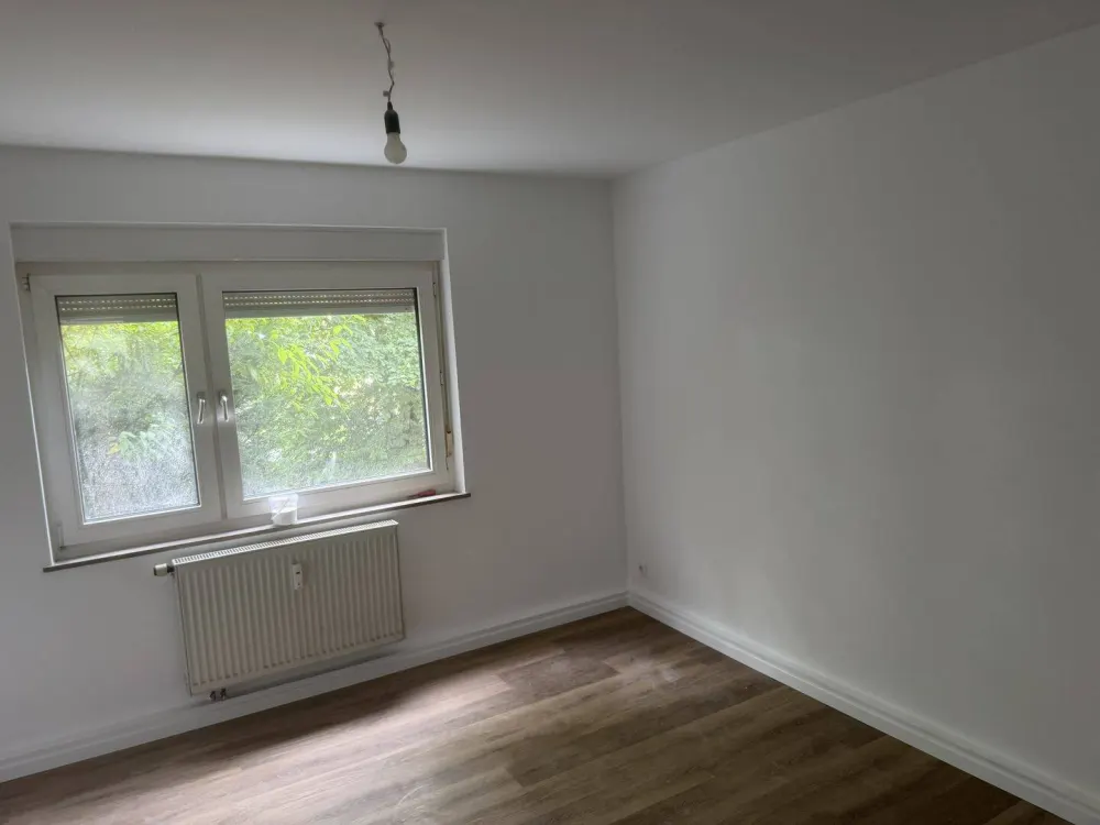 Erstbezug nach Renovierung | 3-Zimmer-EG-Wohnung in Feldrandlage | Stellplatz inkl | Stuttgart-Möhringen