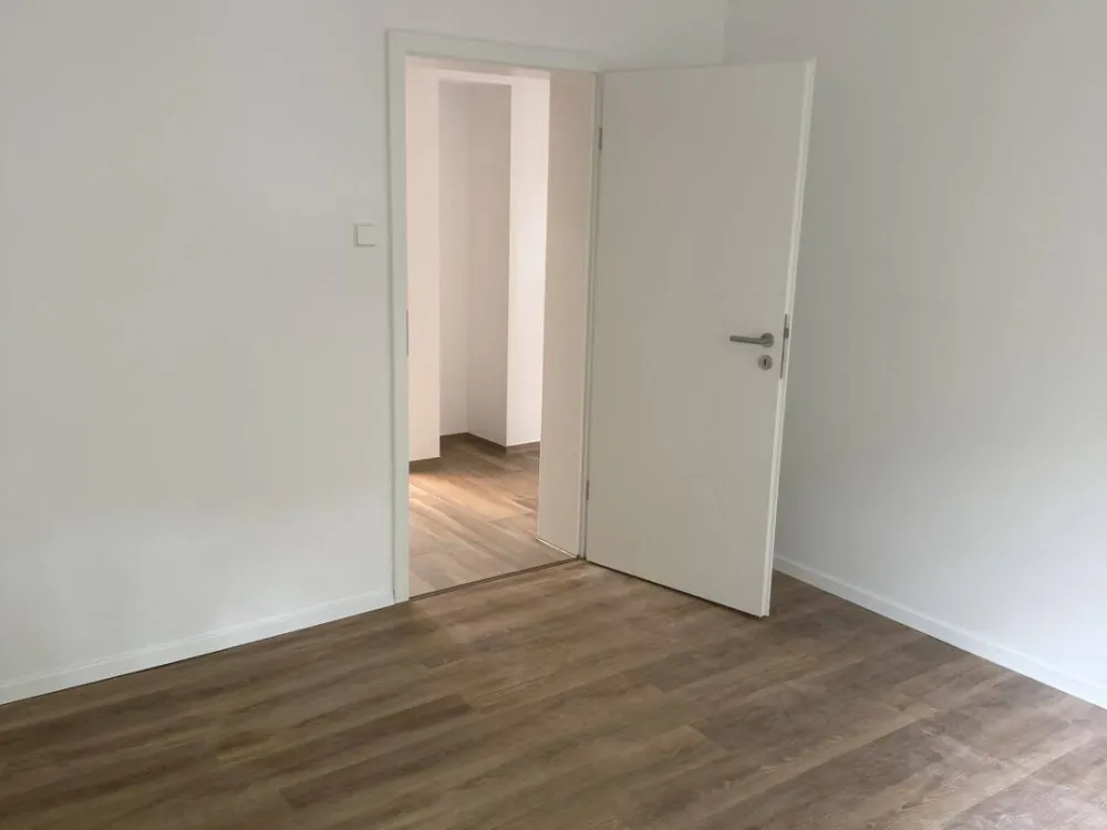 Erstbezug nach Renovierung | 3-Zimmer-EG-Wohnung in Feldrandlage | Stellplatz inkl | Stuttgart-Möhringen
