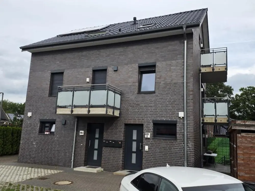 Schöne und hochwertige 3 Zimmer Neubauwohnung mit Einbauküche und Vollbad (Wanne & Dusche)