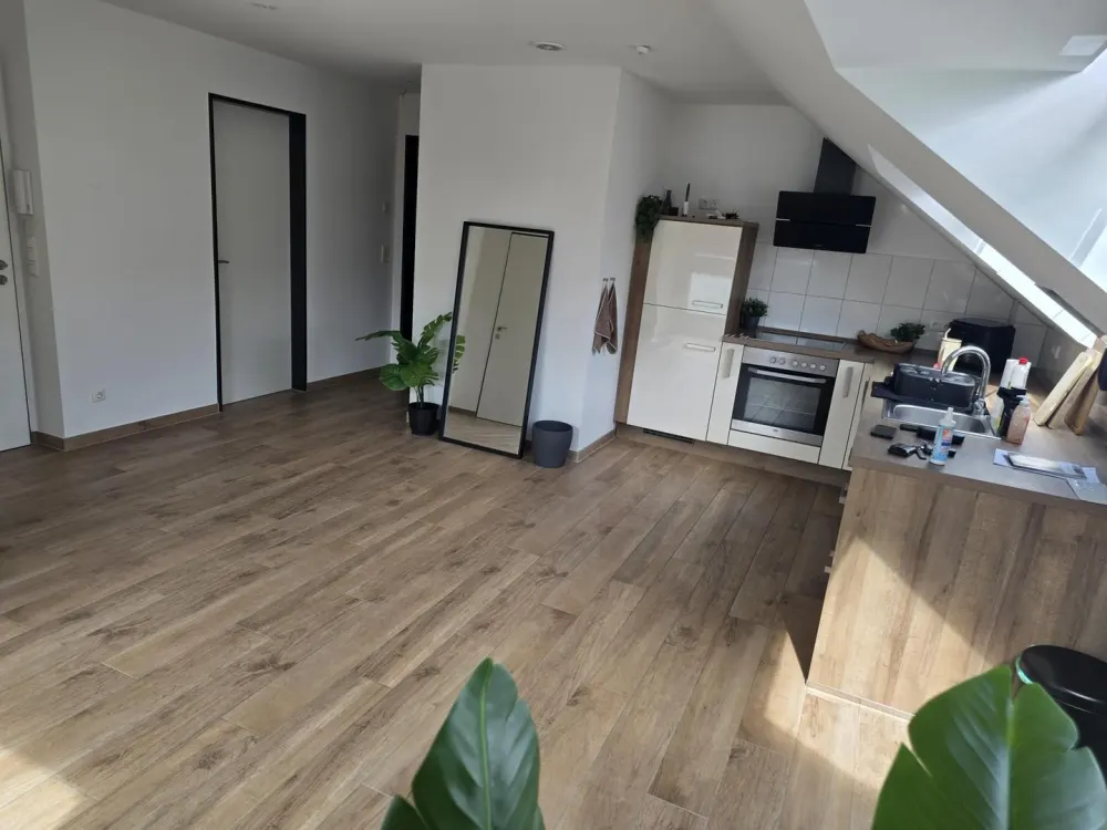 Schöne und hochwertige 3 Zimmer Neubauwohnung mit Einbauküche und Vollbad (Wanne & Dusche)