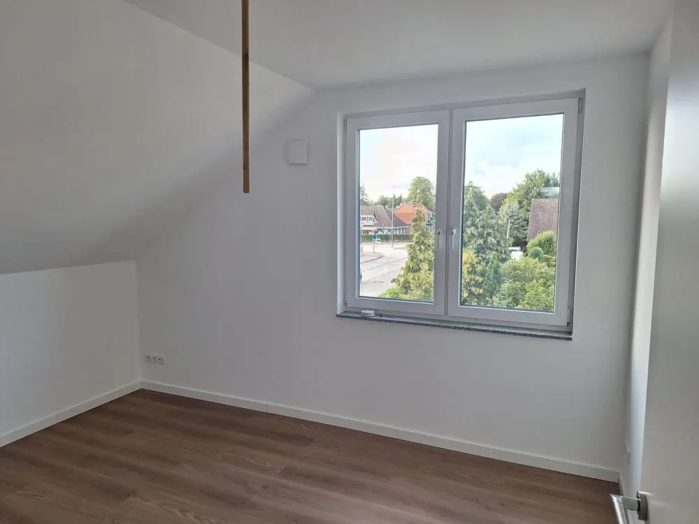 Schöne und hochwertige 3 Zimmer Neubauwohnung mit Einbauküche und Vollbad (Wanne & Dusche)
