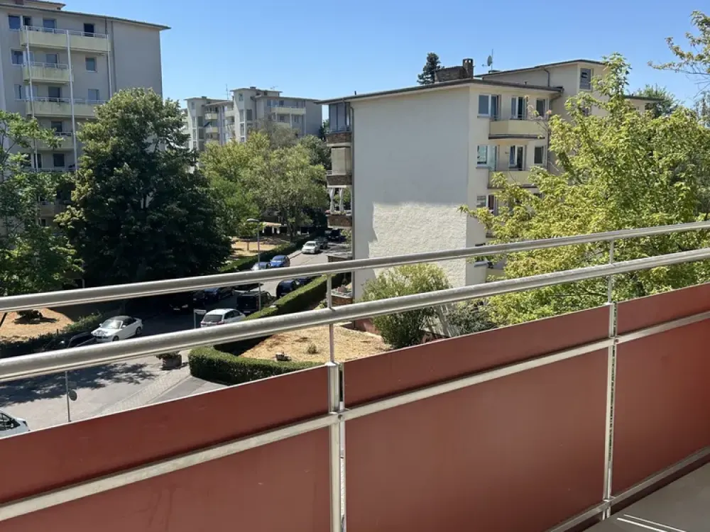 ***Neu-Isenburg/Gravenbruch*** helle 3-Zimmerwohnung mit großem Südbalkon