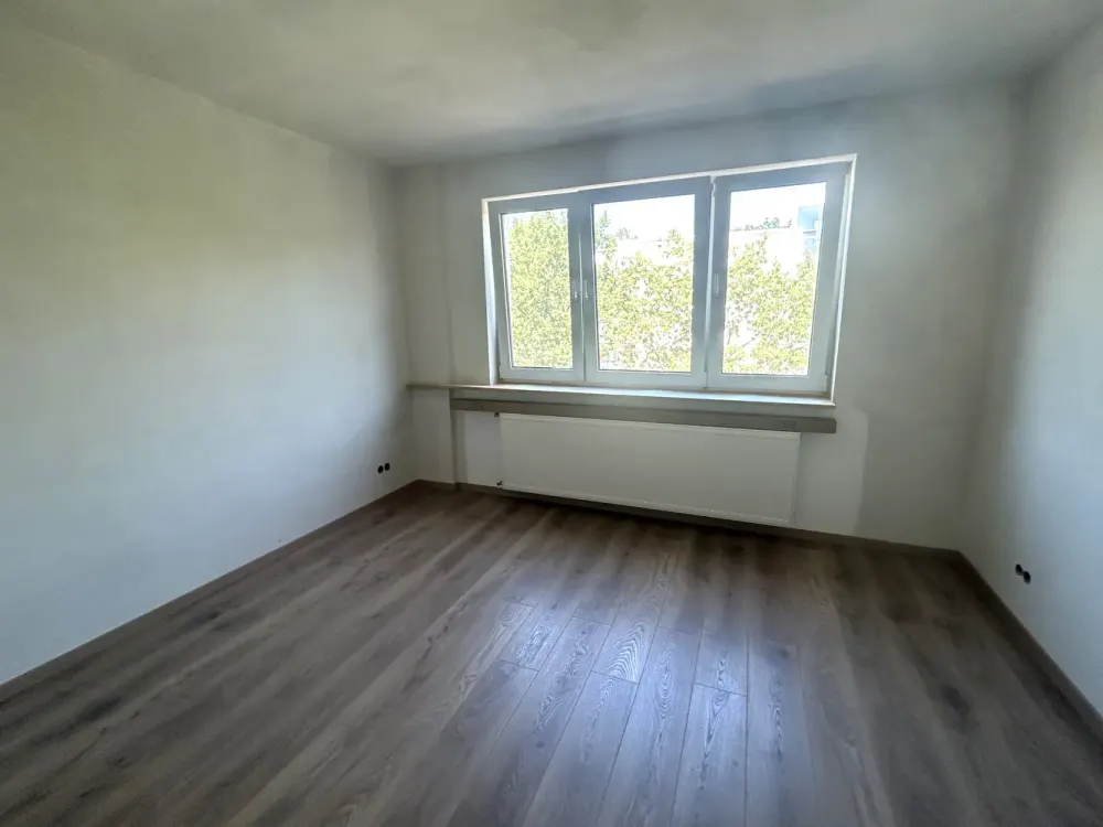 ***Neu-Isenburg/Gravenbruch*** helle 3-Zimmerwohnung mit großem Südbalkon