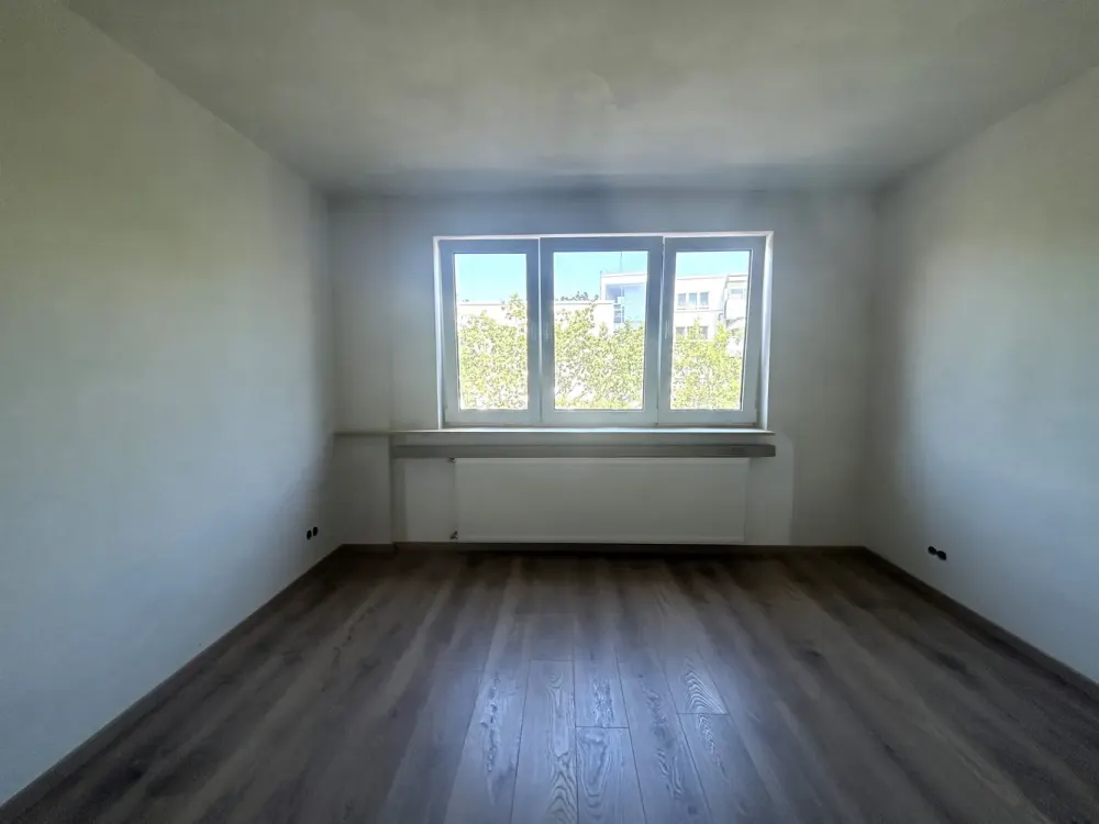 ***Neu-Isenburg/Gravenbruch*** helle 3-Zimmerwohnung mit großem Südbalkon