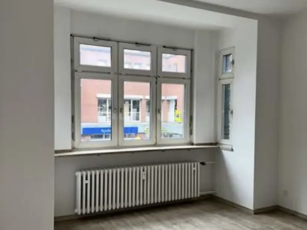renovierte 2-Zimmer-Wohnung in Düsseldorf-Rath