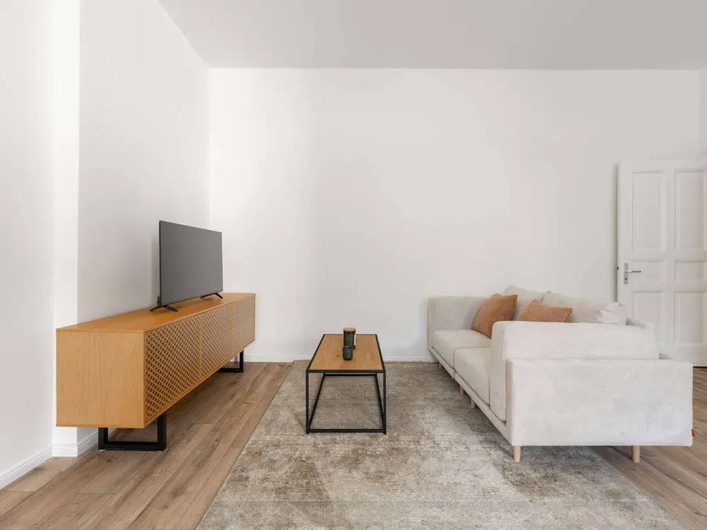 Wonderful 1-Room Apartment in Mitte - Fully Furnished