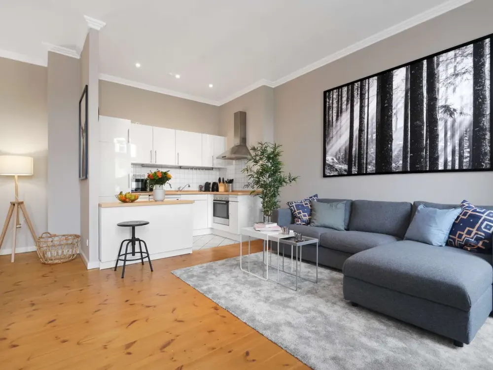 Schöne 3-Zimmer Wohnung, komplett hochwertig möbliert in Berlin Mitte verfügbar ab 15.10.2024