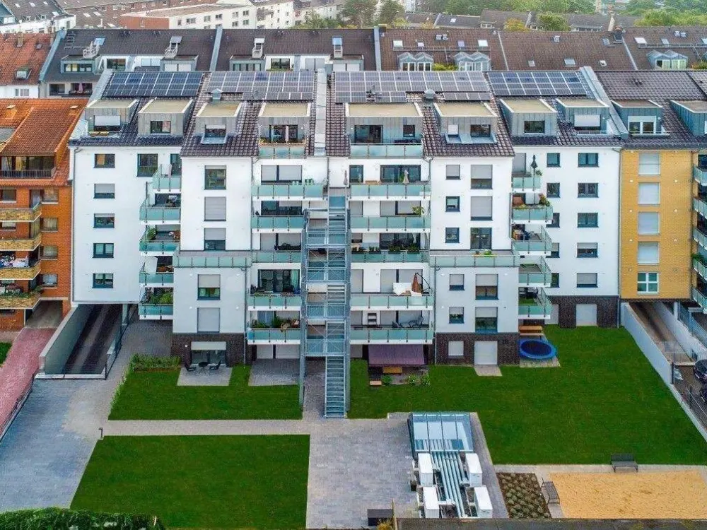 Moderne, möblierte 1-Zimmer-Wohnung mit Balkon & TG-Stellplatz