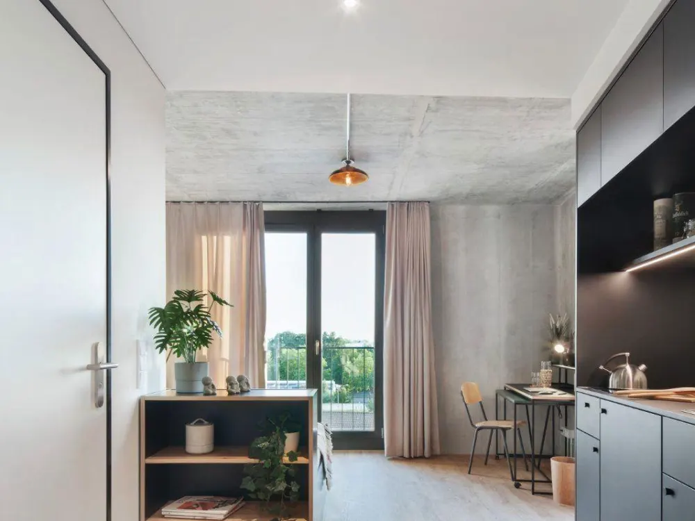 Neon Wood Student Housing in Berlin Adlershof - Deluxe Apartment