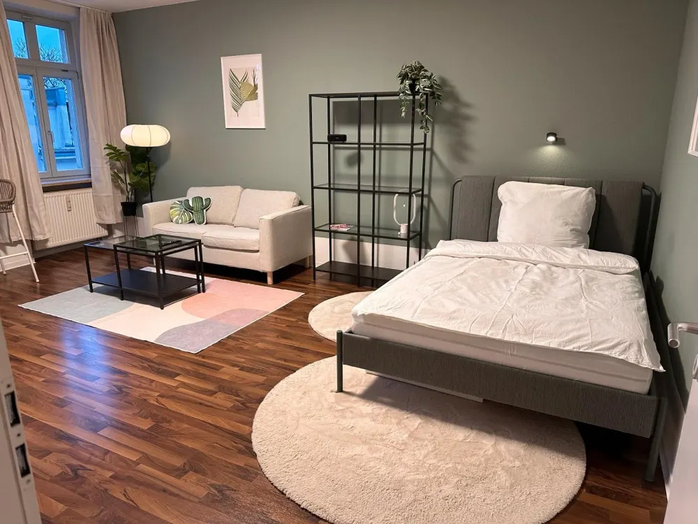 Möblierte Einraumwohnung in zentraler Lage direkt von Vermieter