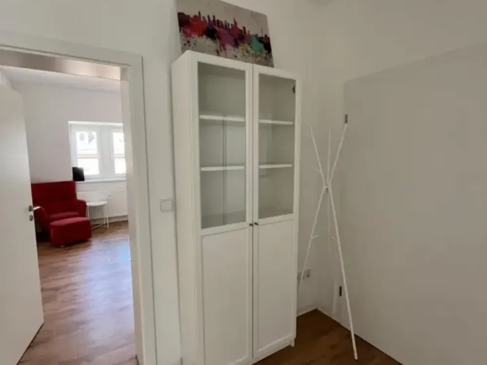 Gemütliche & möblierte Altbauwohnung in Frankfurt Nordend-Ost