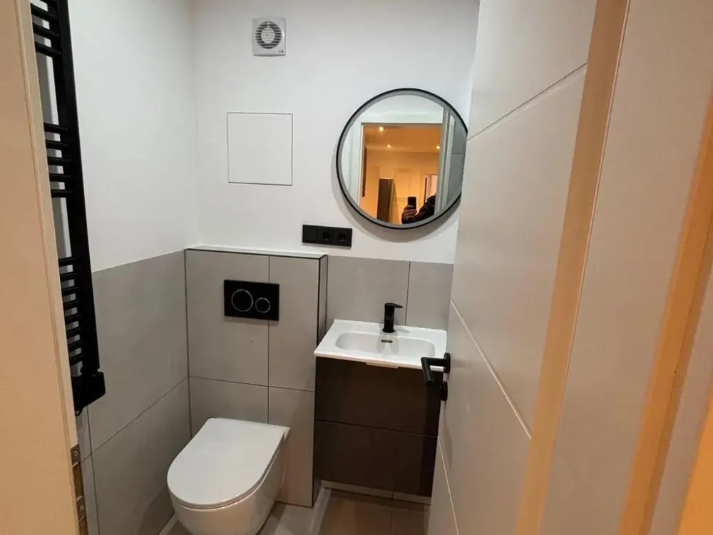 Helles WG-Zimmer sucht neuen Bewohner/ Kreuzhofstraße 6, München/ WE41 / Zi.3