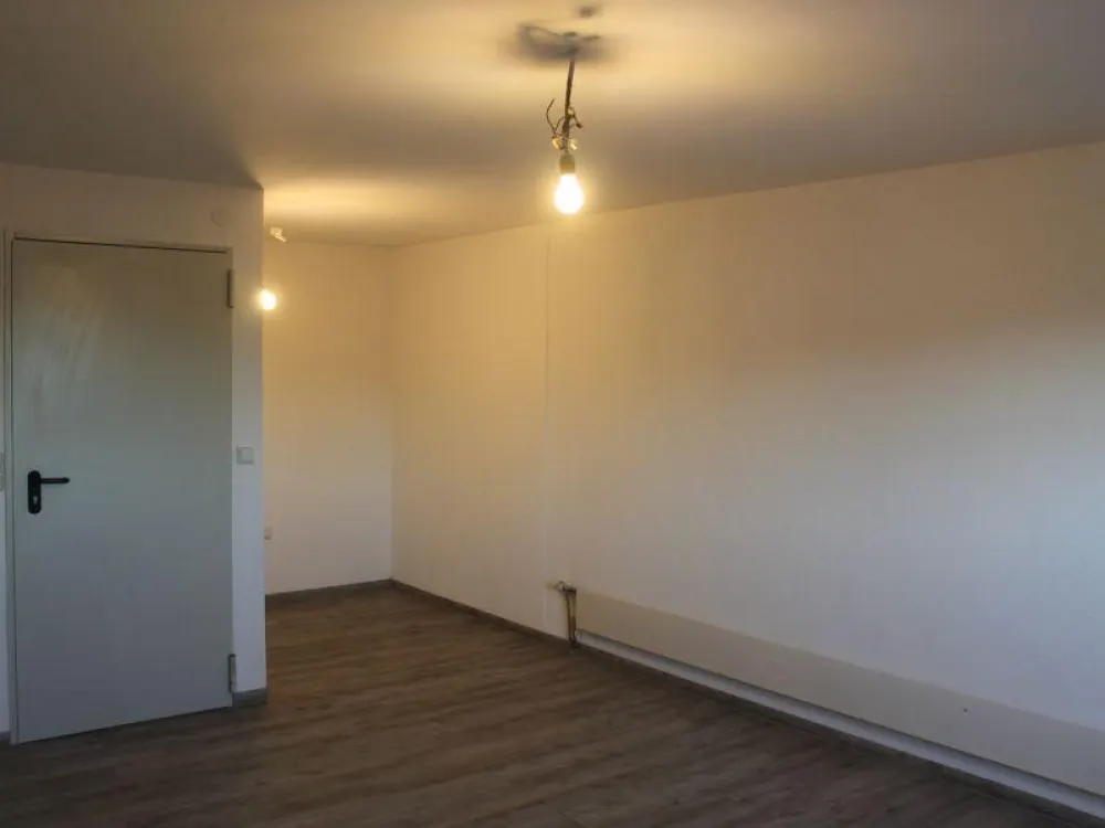 3.5-Room Apartment