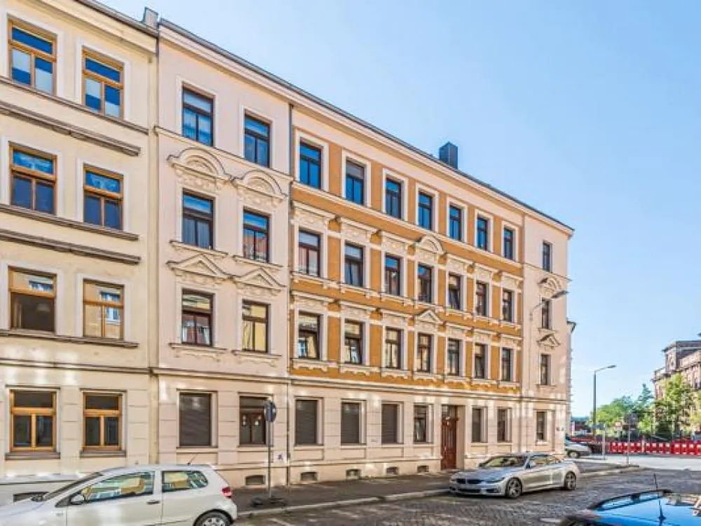 2 Zimmer Dachgeschoss-Wohnung in Leipzig Leutzsch