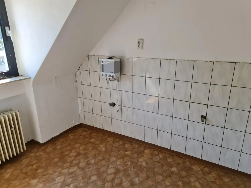 Alt-Saarbrücken / Nähe HTW: gemütliche 3 ZKB-Dachgeschosswohnung