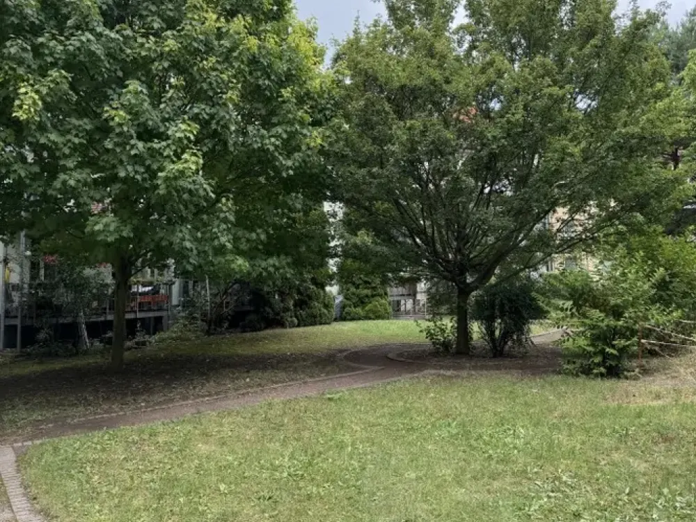 Gemütliche Wohnung mit Balkon und Tageslichtbad mit Wanne!