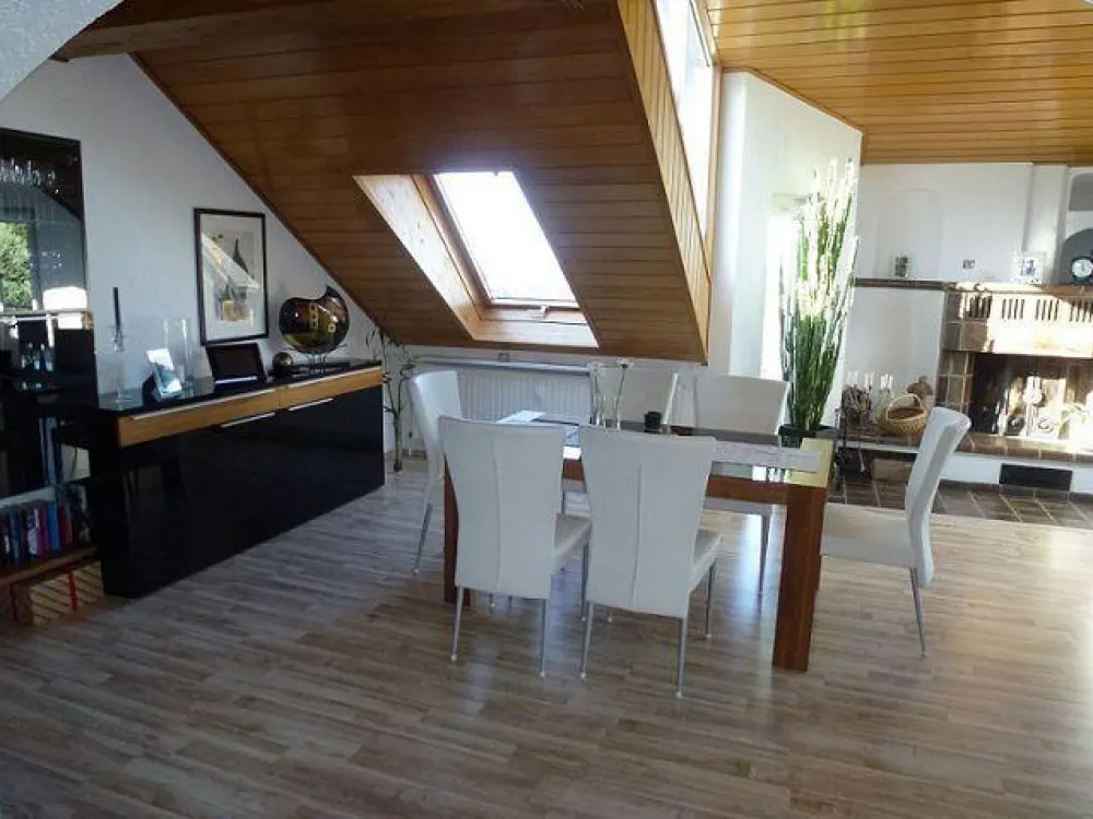 Modern 3-room apartment with kitchen and bathroom in Riegelsberg with distant view