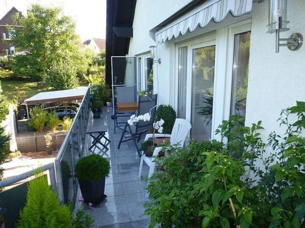 Modern 3-room apartment with kitchen and bathroom in Riegelsberg with distant view