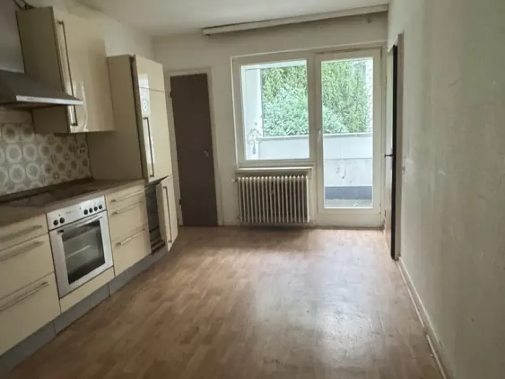 2 Zi., Küche/Diele/Bad/Balkon, 65m², unweit der Altstadt Düsseldorf