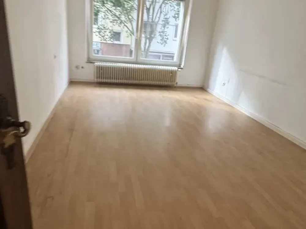 2 Zi., Küche/Diele/Bad/Balkon, 65m², unweit der Altstadt Düsseldorf