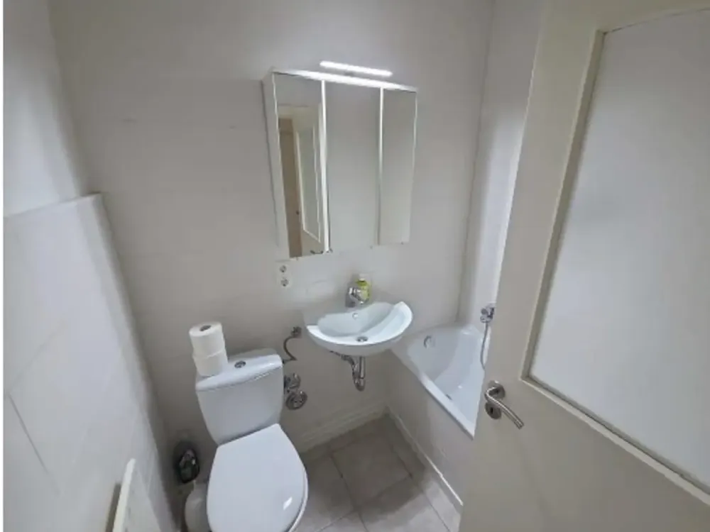 Bright 2.5-Room Apartment with South-West Balcony in Eidelstedt