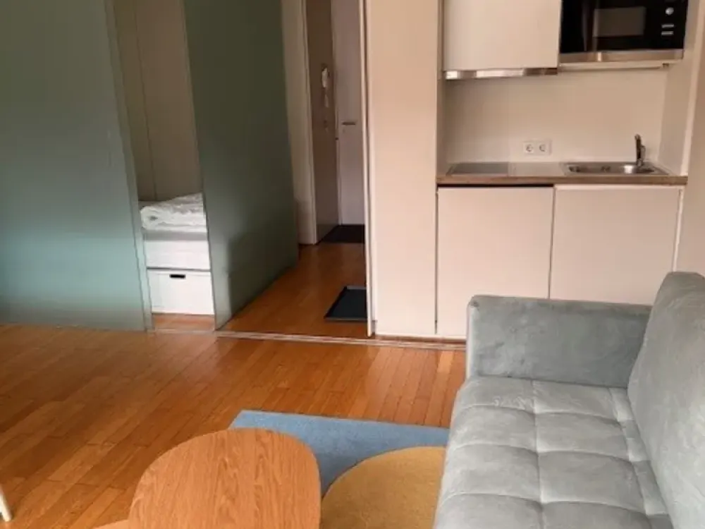 Stilvoll vollmöbliertes 1-Zimmer-Appartement in Berlin Mitte