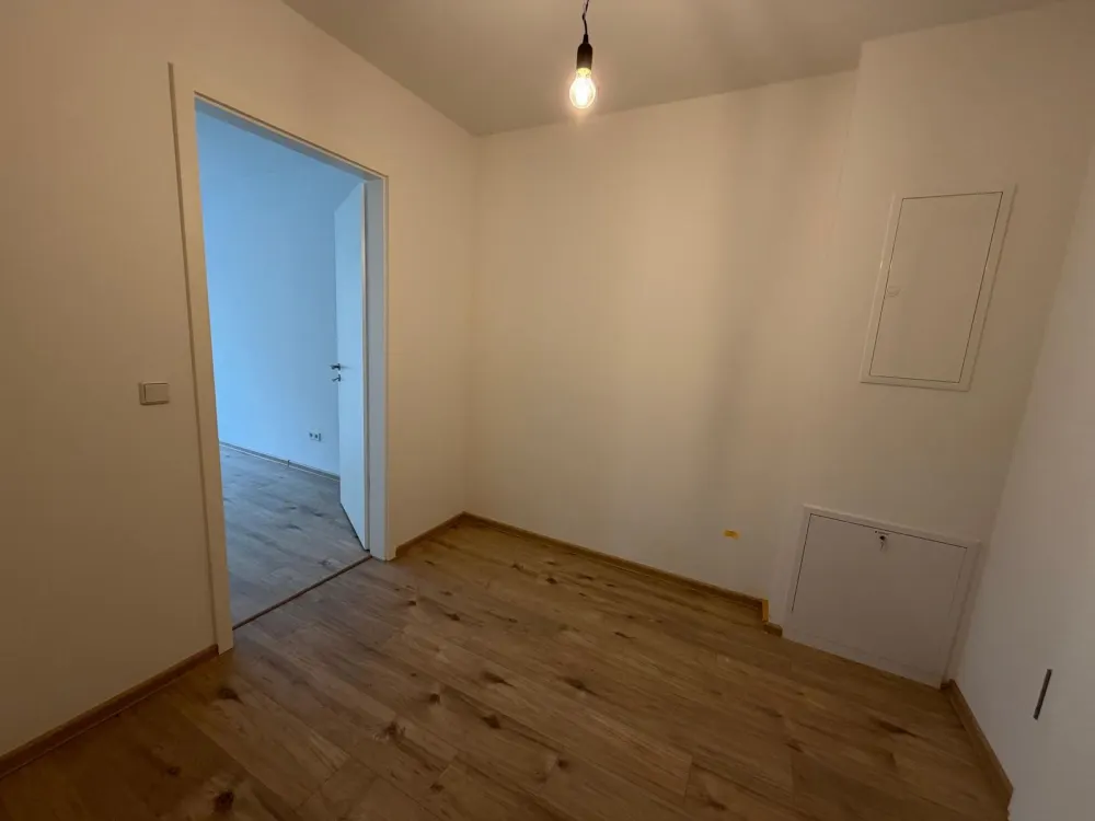 Erstbezug! TOP! 1-Zi.-Whg.Balkon, KFW 40 NH Niedrigenergie Haus, ruhige Lage, 10 Min. zur S-Bahn!