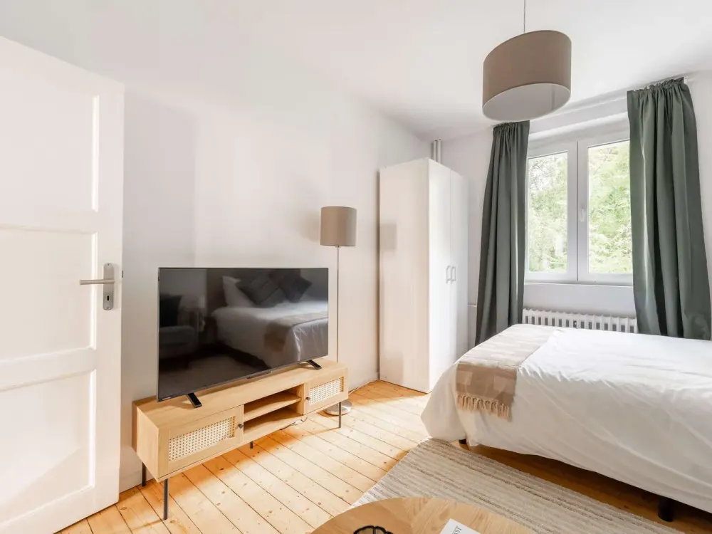 Beeindruckende 1-Zimmer Wohnung in Wedding - voll möbliert