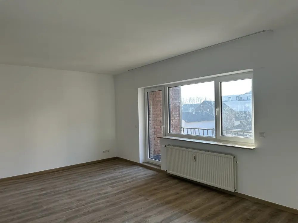 Beautiful 2-Room Apartment in the Heart of Niederkassel Suitable for Seniors as There is an Elevator