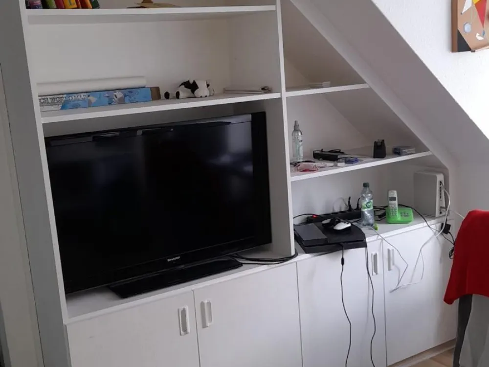 Helle Dachgeschoss Wohnung ca. 35