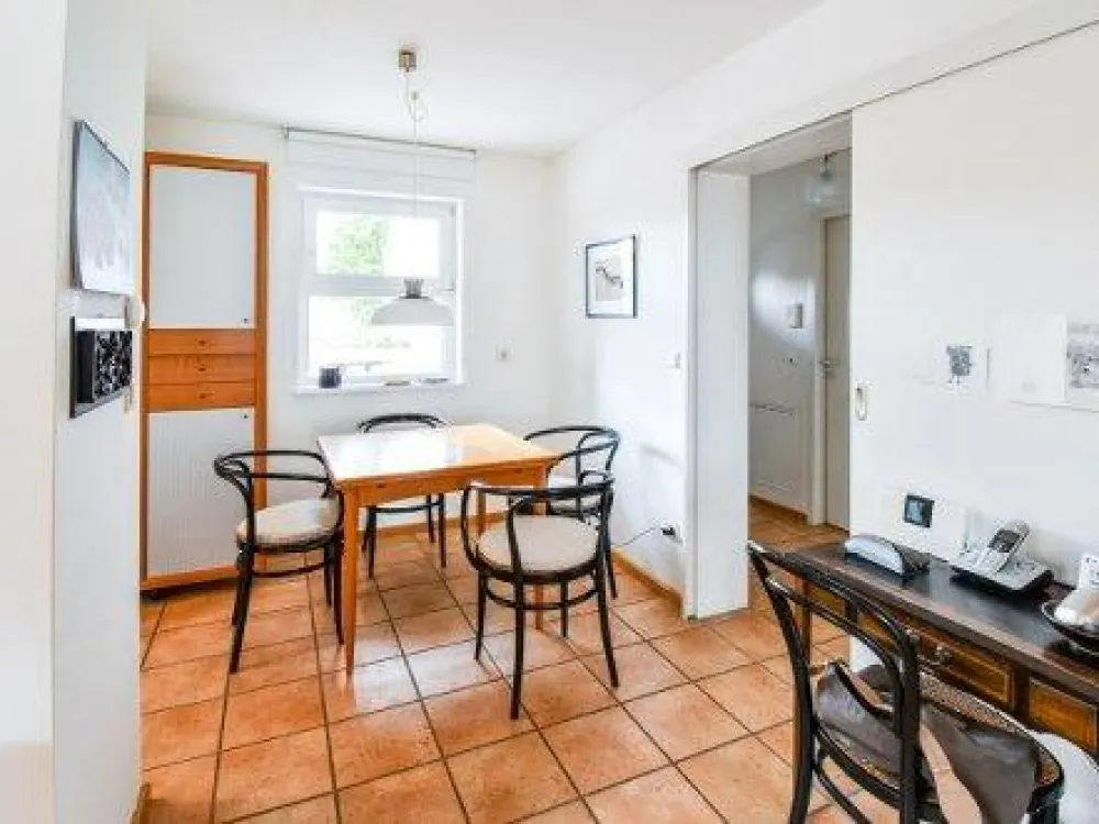 Schöne 2-Zimmer-Wohnung mit großer Terrasse & Altstadtblick