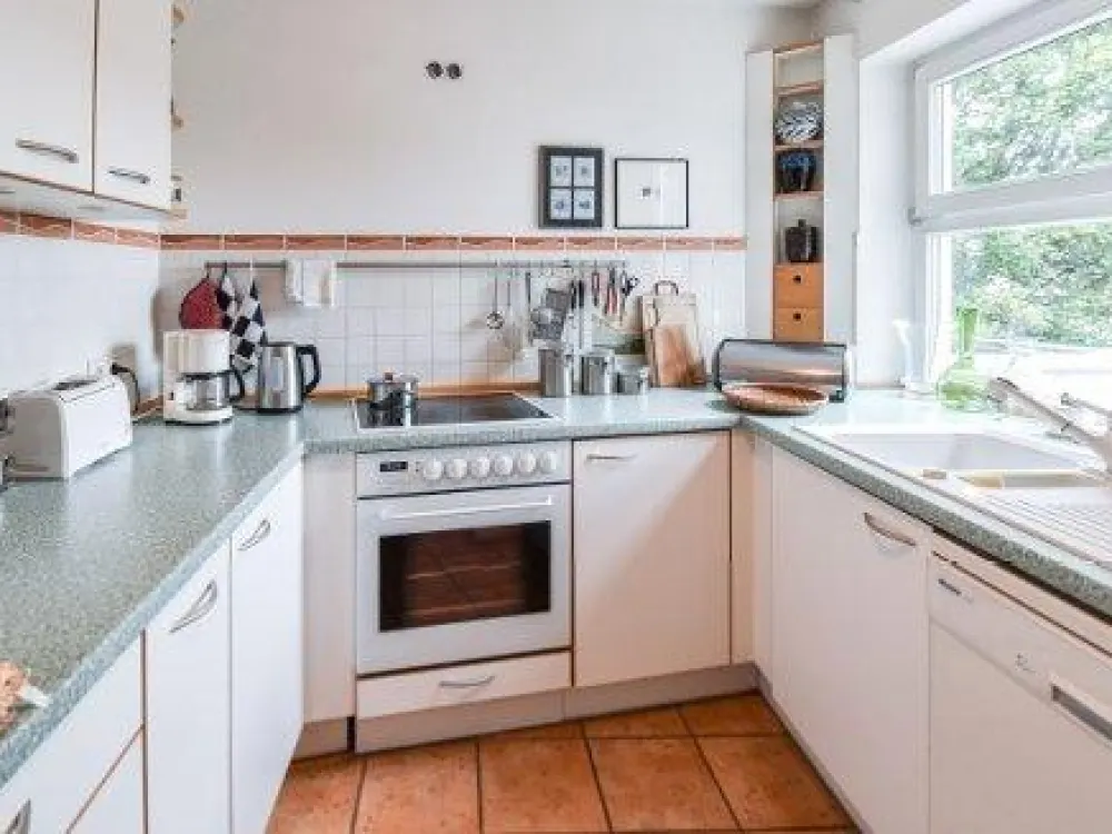 Schöne 2-Zimmer-Wohnung mit großer Terrasse & Altstadtblick