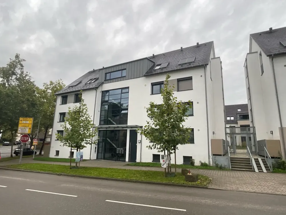 schöne 3-Zimmer Dachgeschosswohnung in Freiberg am Neckar