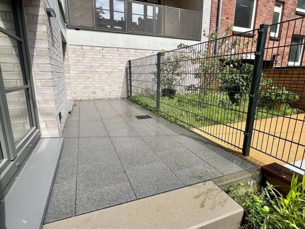 3 1/2 Zimmerwohnung im EG mit 2,92m Deckenhöhe und Süd-Terrasse