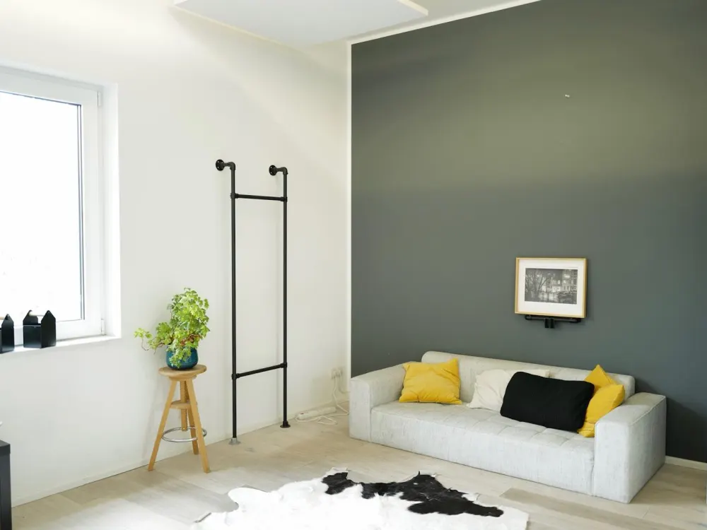 Kurzfristig verfügbare möblierte Wohnung mit Dachterasse| 101 qm