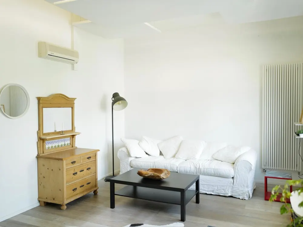 Kurzfristig verfügbare möblierte Wohnung mit Dachterasse| 101 qm