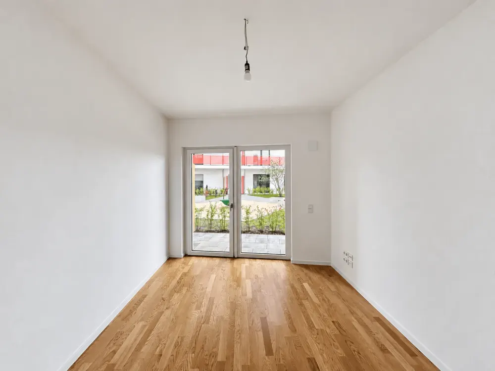 NEW BUILDING AT NEUEN PARK | Family apartment with 4 rooms and surrounding terrace