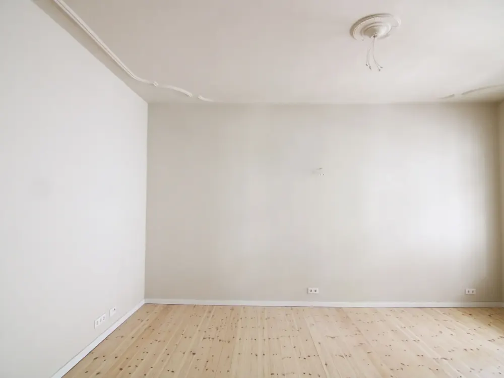 Kleines Wohnglück mit Stil, Balkon und Aufzug - Erstbezug nach Totalmodernisierung, Barfusstraße!