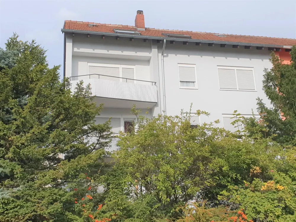 SB-Rodenhof, close to city, in greenery, 2nd floor, 4 rooms kitchen bathroom, balcony, 640.00 €