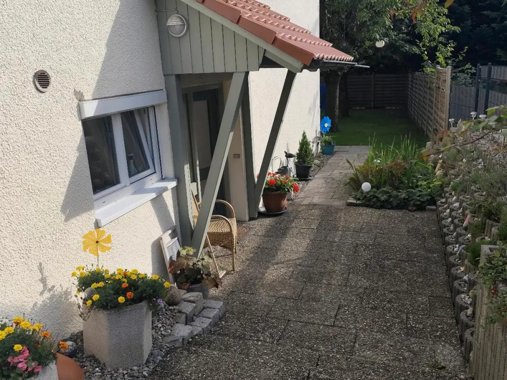 2 Zimmer Wohnung 64m²