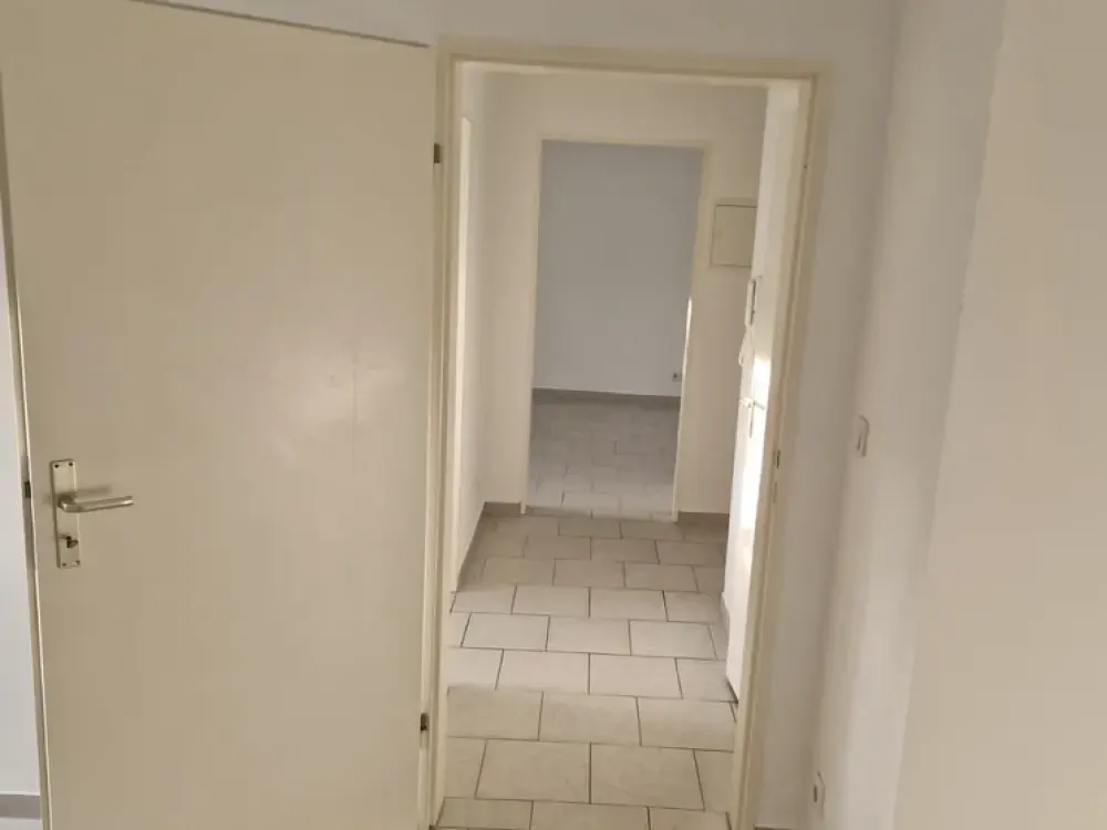 2 Zimmer Wohnung in super Lage in Neu-Isenburg