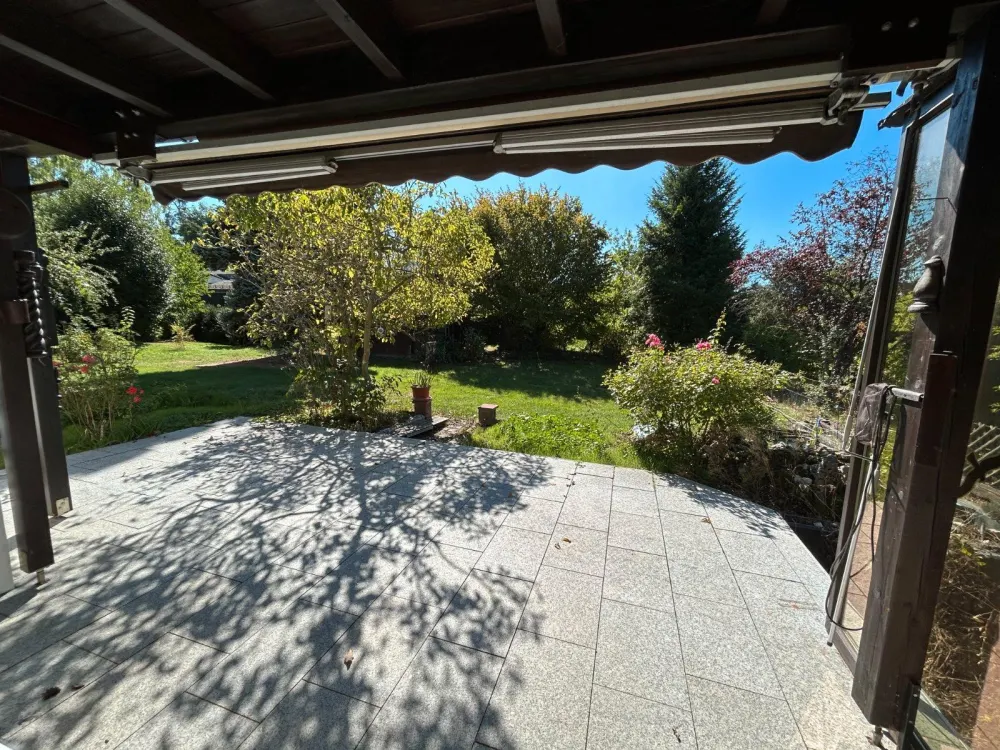 Erdgeschoss mit großem Garten in Egersdorf