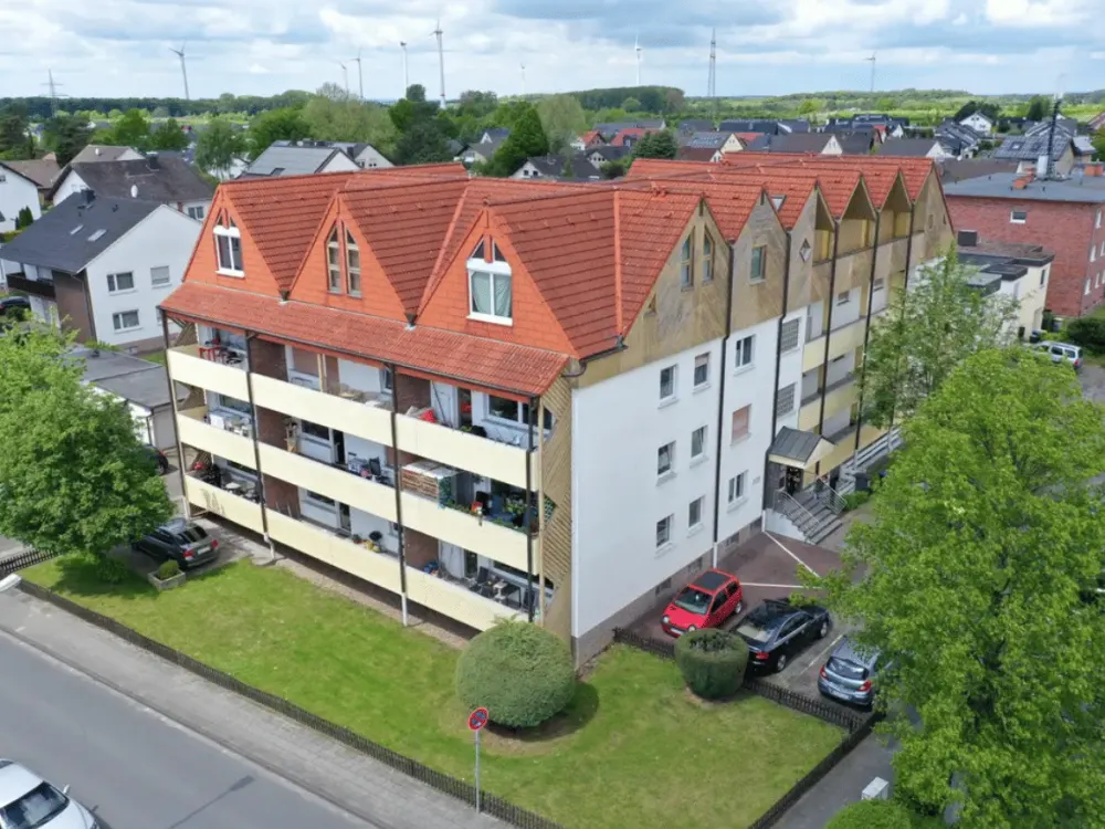 3 Zimmer Wohnung mit Balkon und Einbauküche, sofort bezugsfrei!
