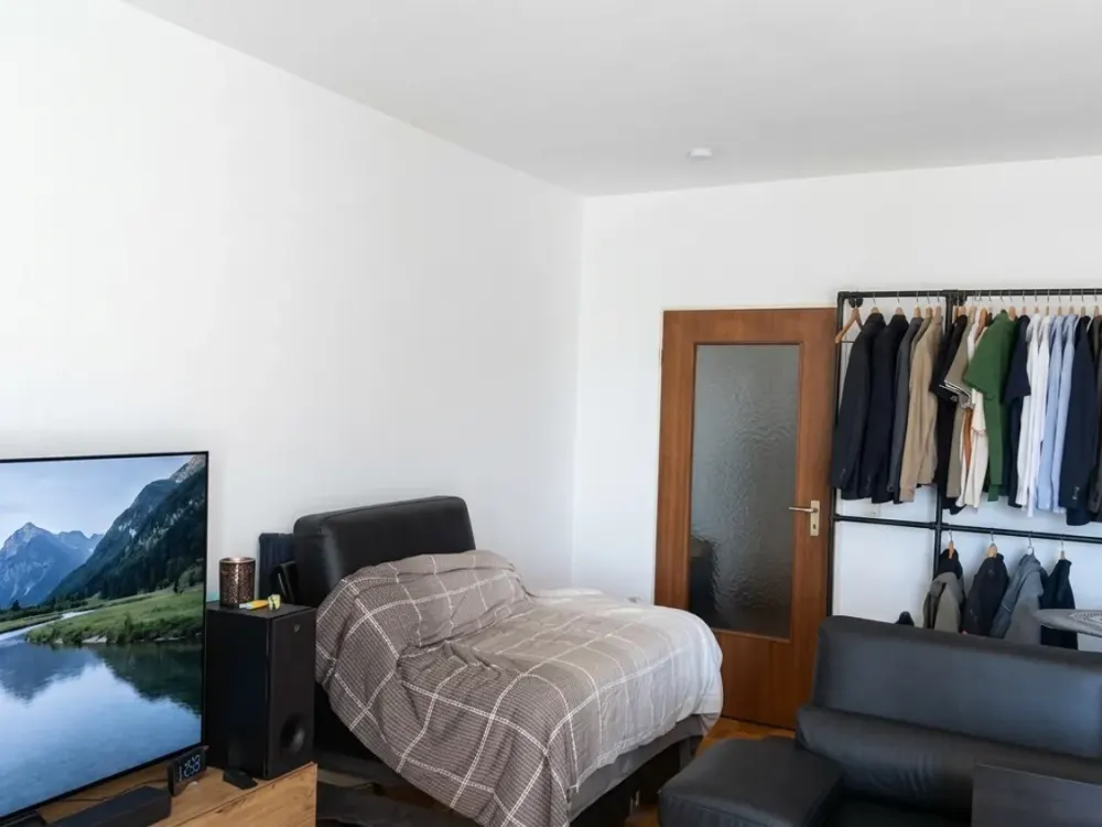 Home with Balcony and Built-in Kitchen for (Buyout 450€) in Starnberg