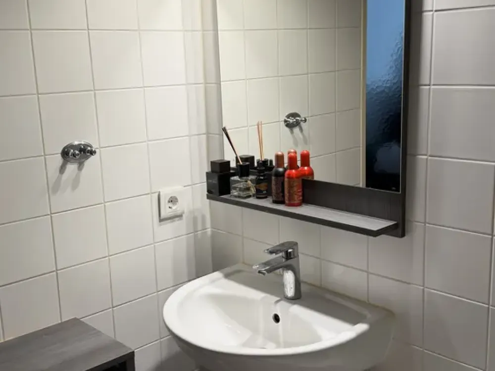 Home with Balcony and Built-in Kitchen for (Buyout 450€) in Starnberg