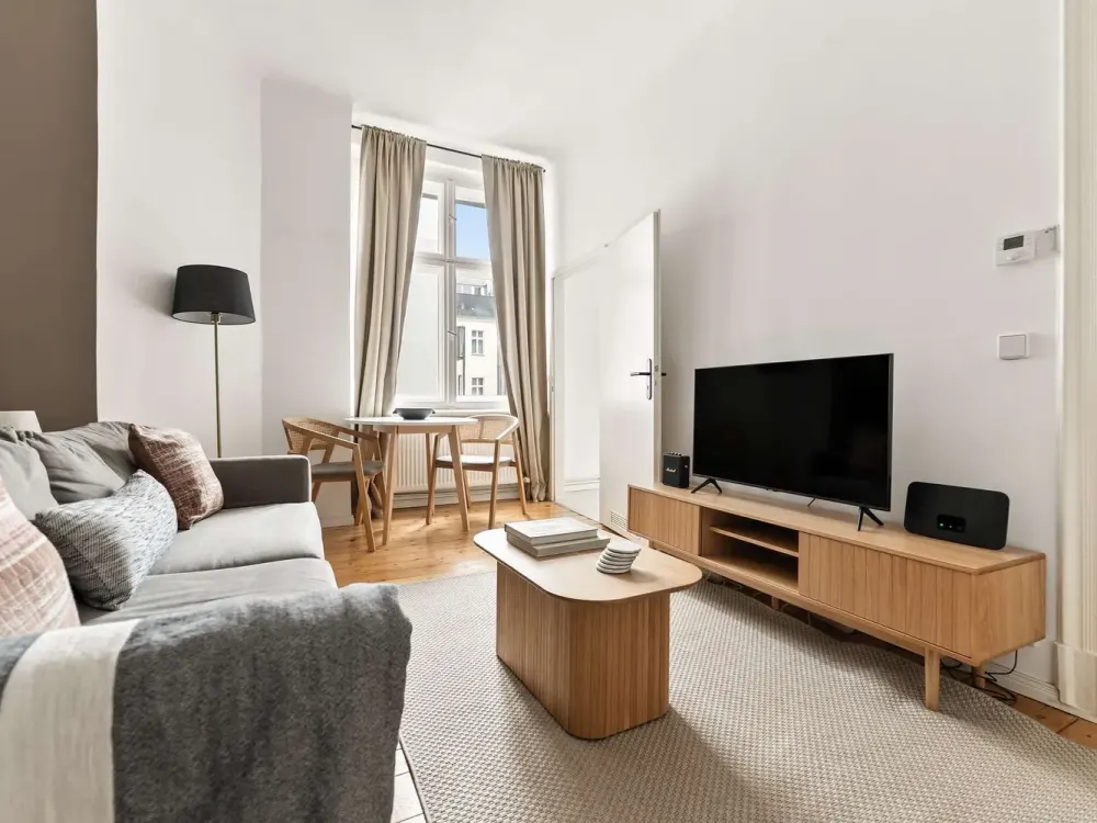 Beeindruckende 1-Zimmer Wohnung in Friedrichshain - voll möbliert