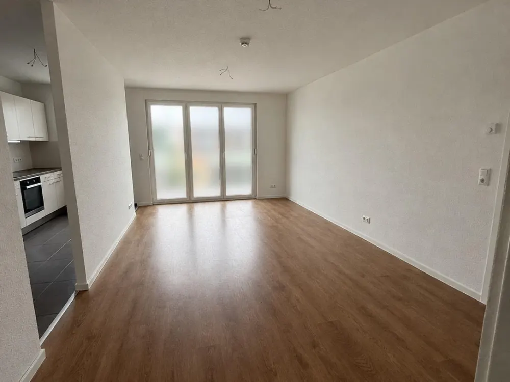 Nachmieter für 3 Zimmer Wohnung in Berlin-Hellersdorf