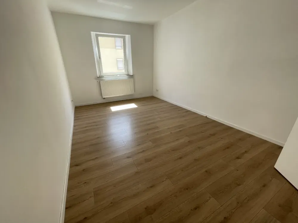 2 Monate Mietfrei! - Lichtdurchflutete 2-Zimmer-Wohnung - zentrale Lage