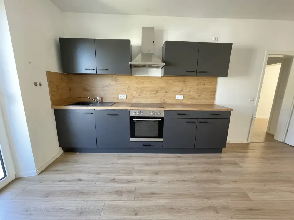 2 Monate Mietfrei! - Lichtdurchflutete 2-Zimmer-Wohnung - zentrale Lage