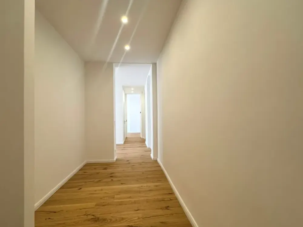 2 Zimmer | EBK | wunderschön sanierter Altbau !